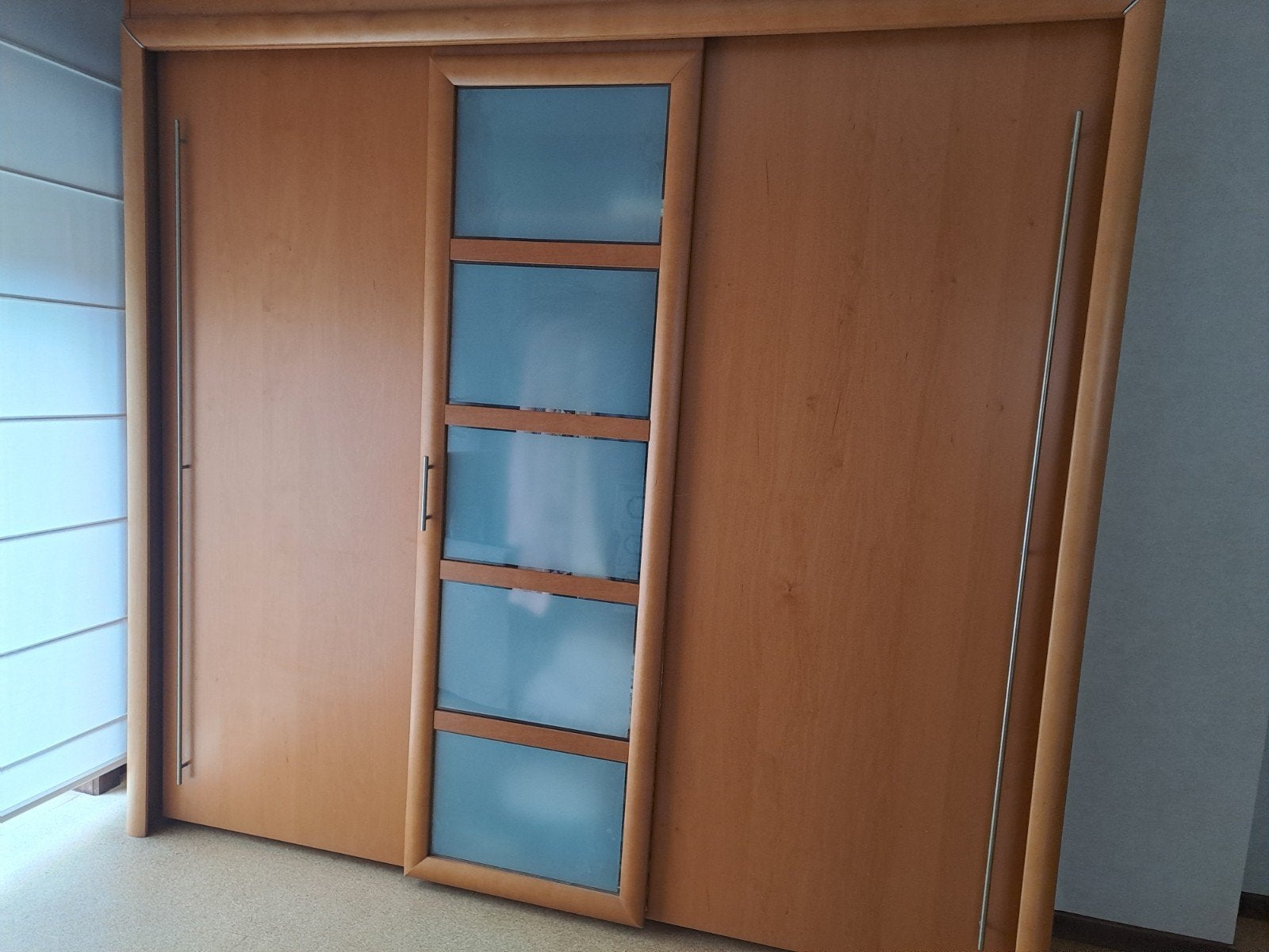 kleerkast en 2 nachtkastjes/2m20 brt ./75 cm diep/ 2m 25 hoo, Huis en Inrichting, Ophalen, 200 cm of meer, 75 cm of meer, Zo goed als nieuw