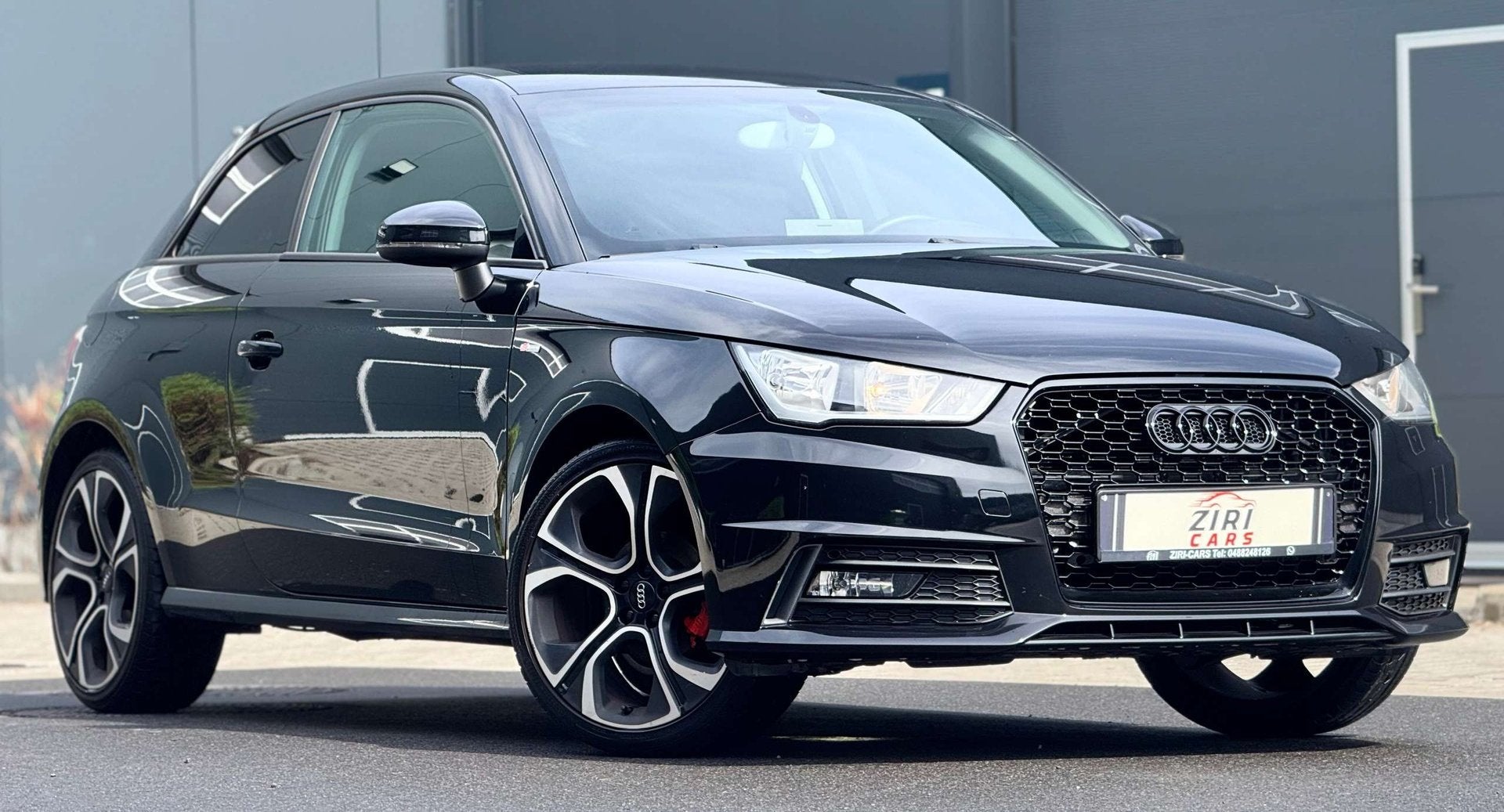 Audi A1 A1 1.4 TDi Sport S-line, Auto's, Stof, https://public.car-pass.be/vhr/d7bda83b-3fe0-4524-8ab8-dd7d91871b6a, Zwart, Bedrijf
