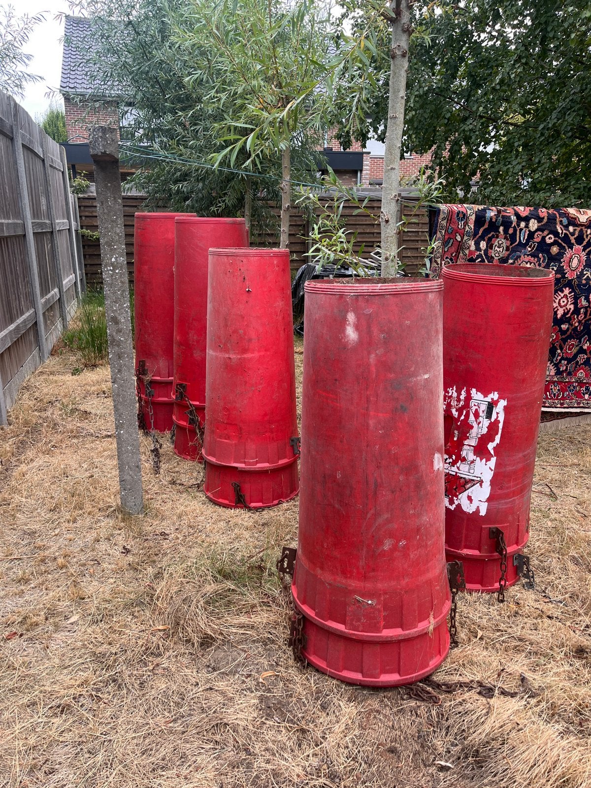 Kunststof stortkokers en galva frame met handlier, Ophalen, Gebruikt