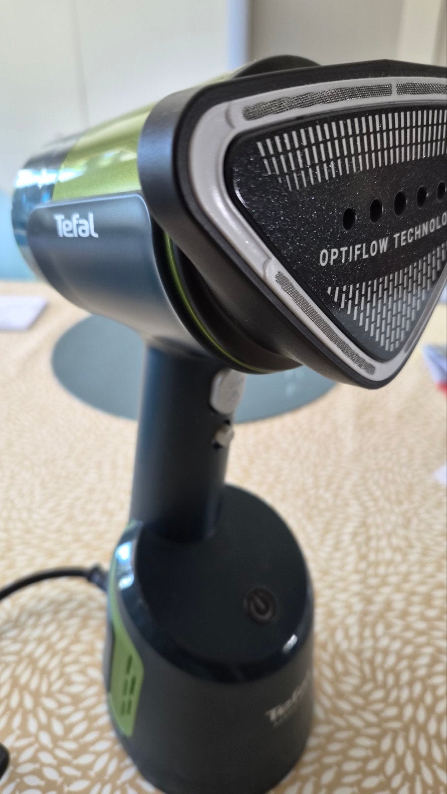 Kledingstomer Tefal AeroSteam, Electroménager, Enlèvement ou Envoi, Comme neuf, Défroisseur