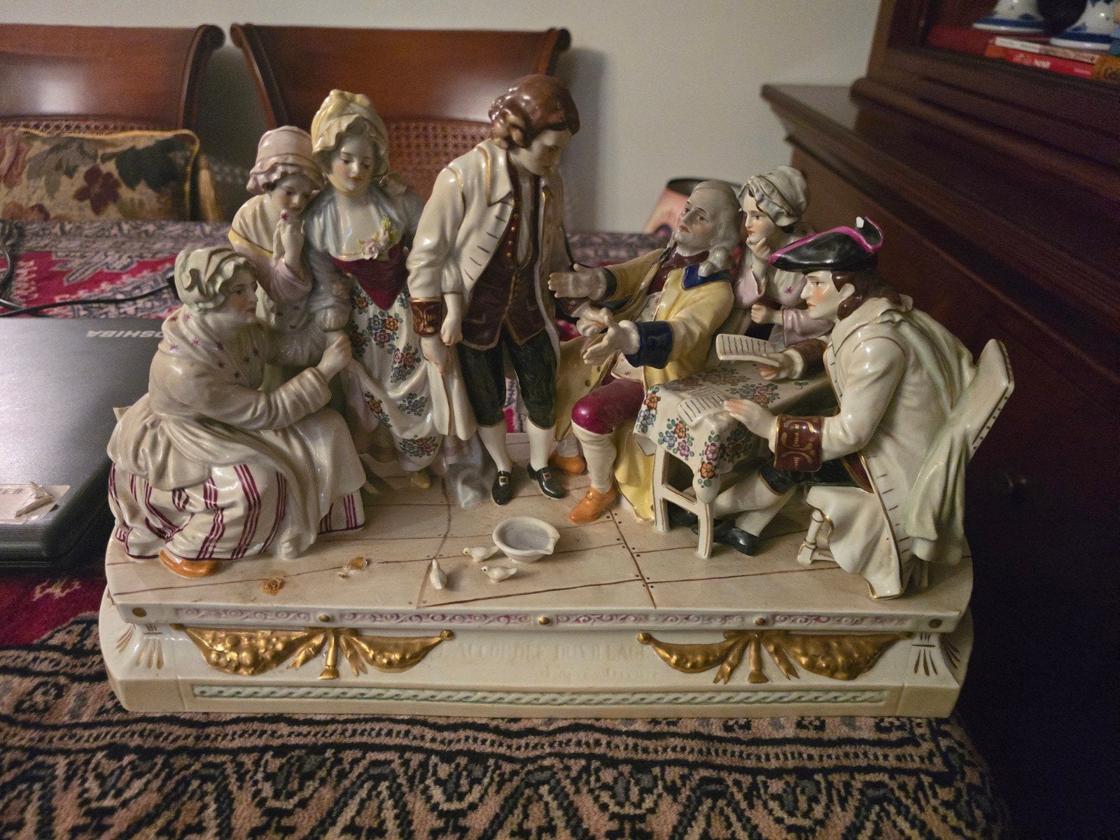 Grote porselein stuk, Antiek en Kunst, Antiek | Religieuze voorwerpen, Ophalen