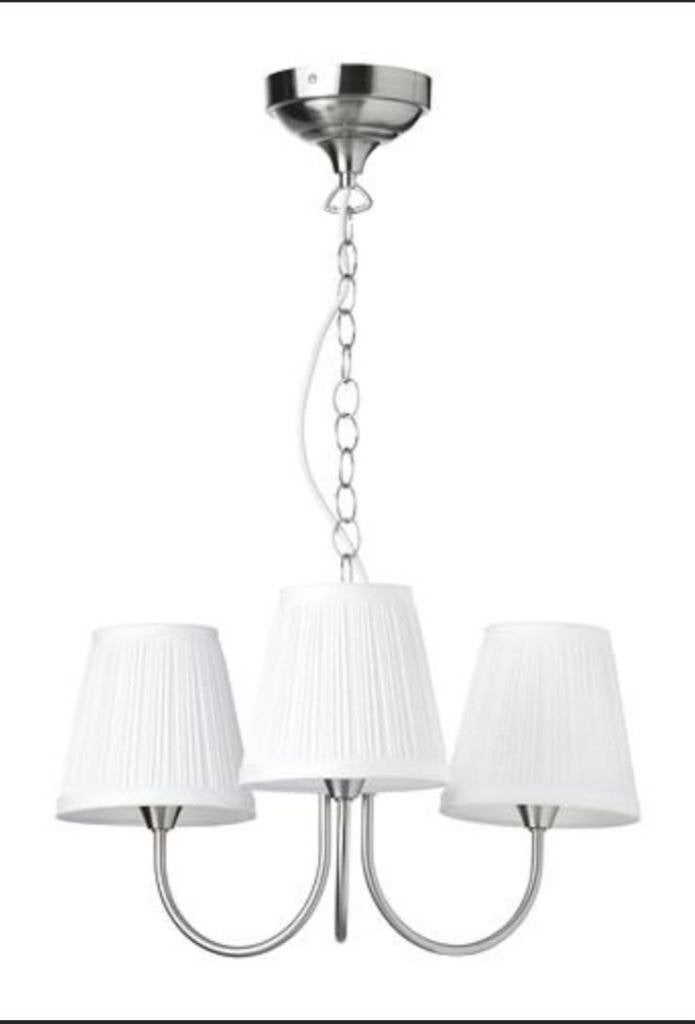 Lustre état impeccable 3 points lumineux., Huis en Inrichting, Ophalen of Verzenden, Zo goed als nieuw, Metaal, Moderne