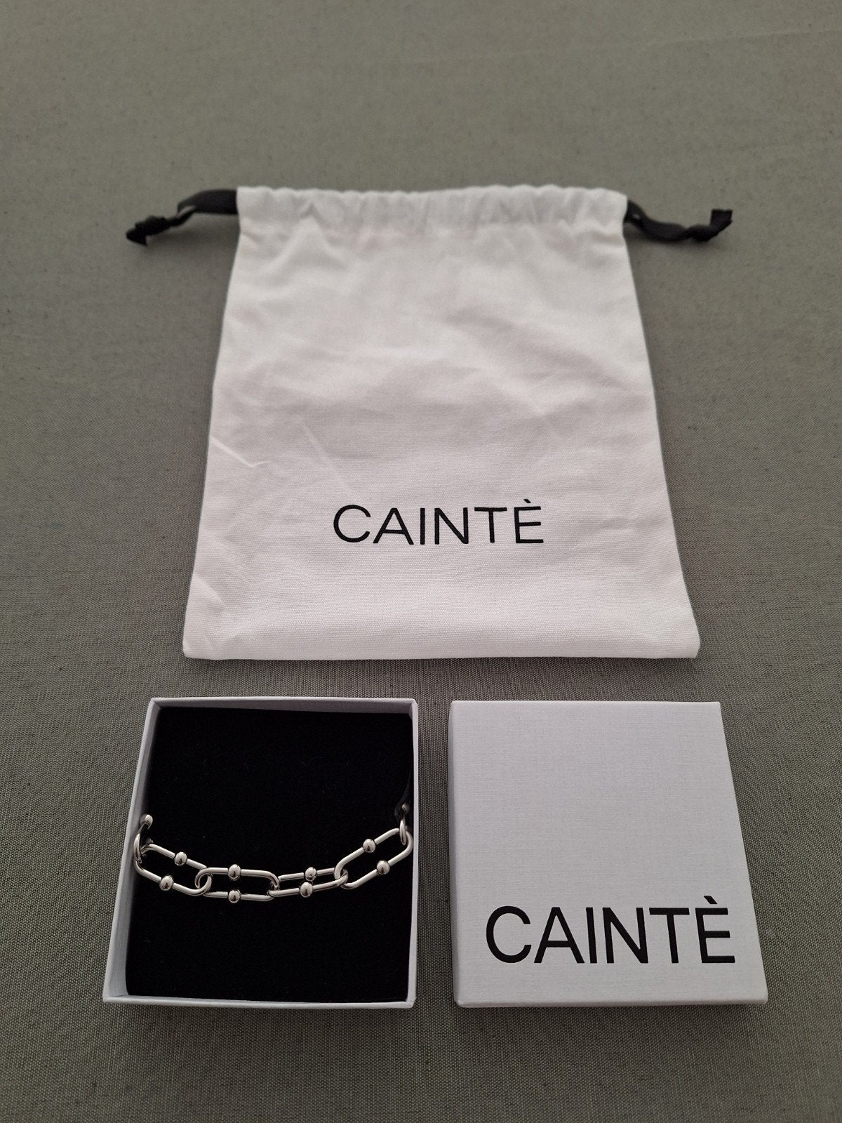 Caintè Essence 7mm bracelet, Enlèvement