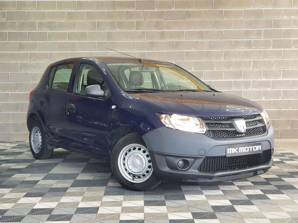 Dacia Sandero 🟢1.2 ESSENCE 75CV | 1ER MAIN | FAIBLE KILOM, Autos, Euro 5, 135 g/km, Entreprise, Boîte manuelle