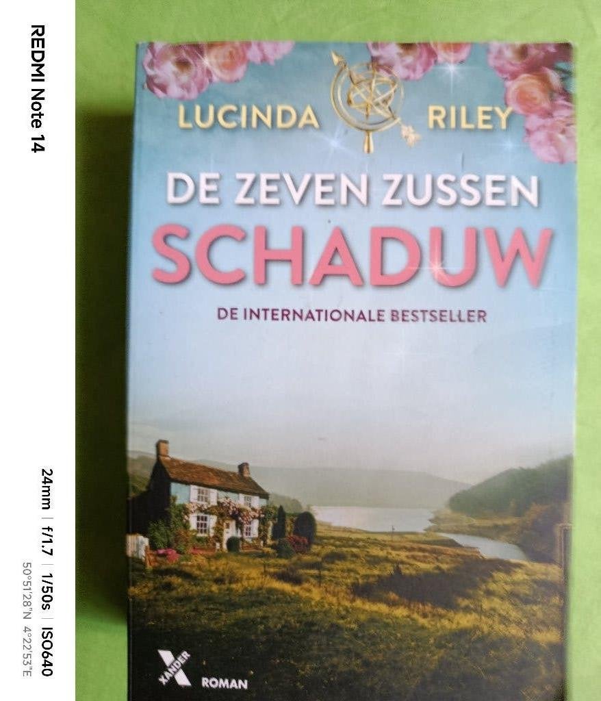 Schaduw  -  Lucinda Riley Stars verhaal, Livres, Enlèvement ou Envoi, Comme neuf, Lucinda Riley