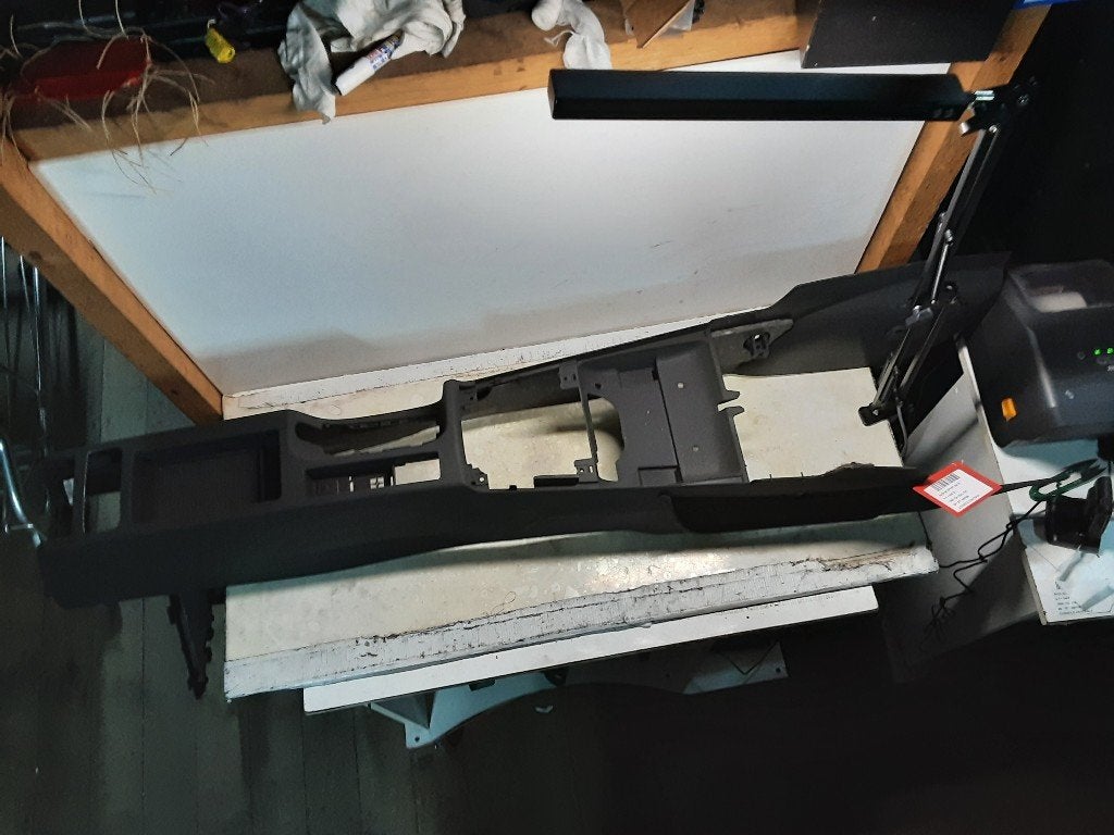 CONSOLE CENTRALE Audi A3 Sportback (8PA) (8PI863244), Mevr. I. Hauben, Audi, Utilisé, Rue de l'Espoir 34 34
4030  GRIVEGNÉE, BE