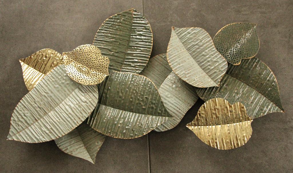 Relief mural métal, motif feuille brillant couleurs vert/or, Doré, Botanique, Enlèvement ou Envoi, 44 cm