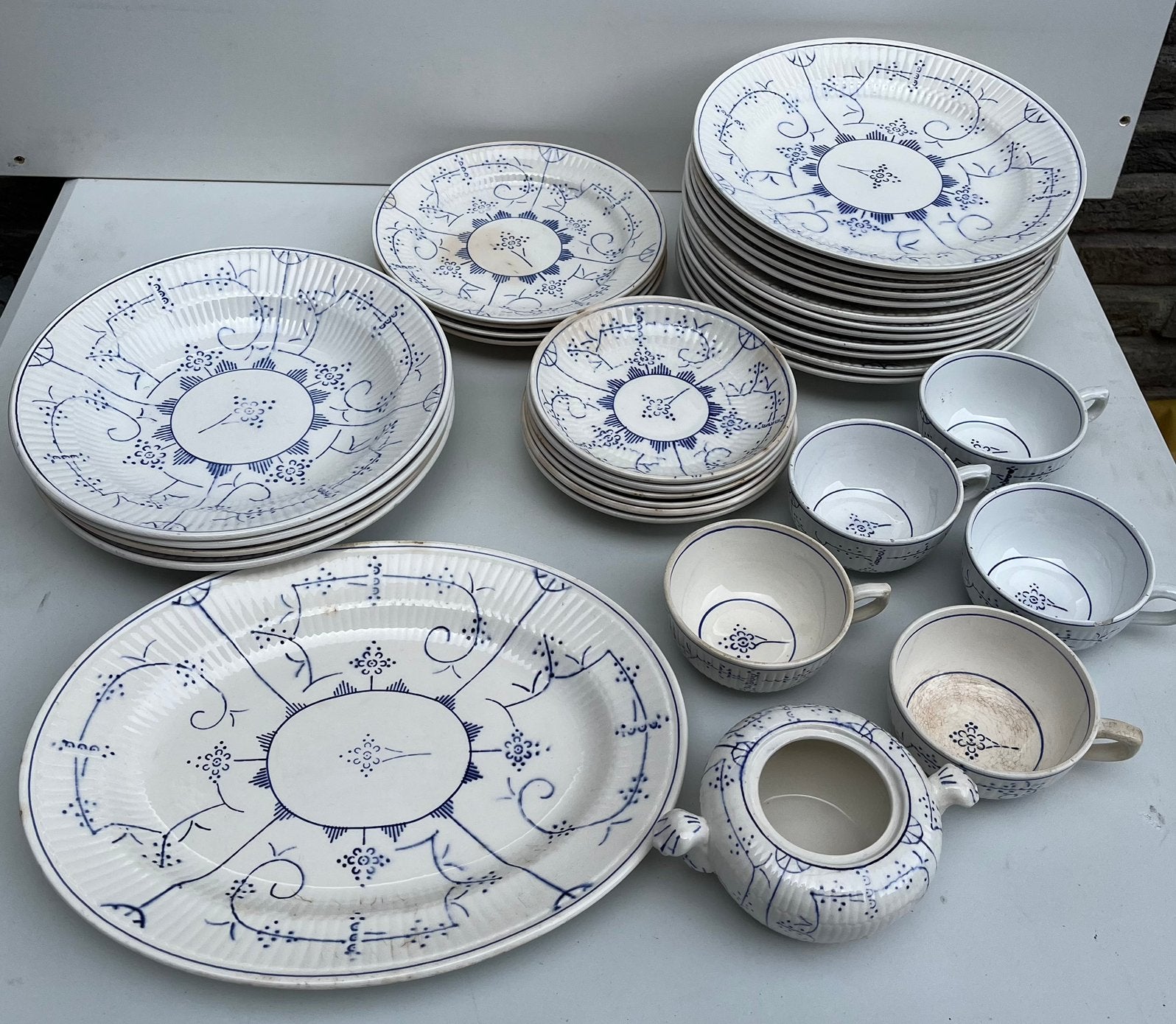 BOCH Copenhagen servies 33 stuks, Antiek en Kunst, Ophalen of Verzenden