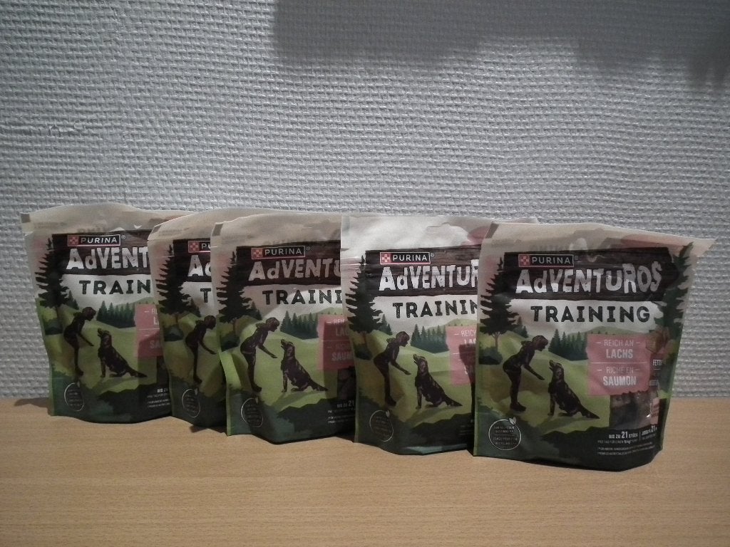 5 sachets de 115 gr. Adventuros training  saumon (Purina), Envoi, Neuf