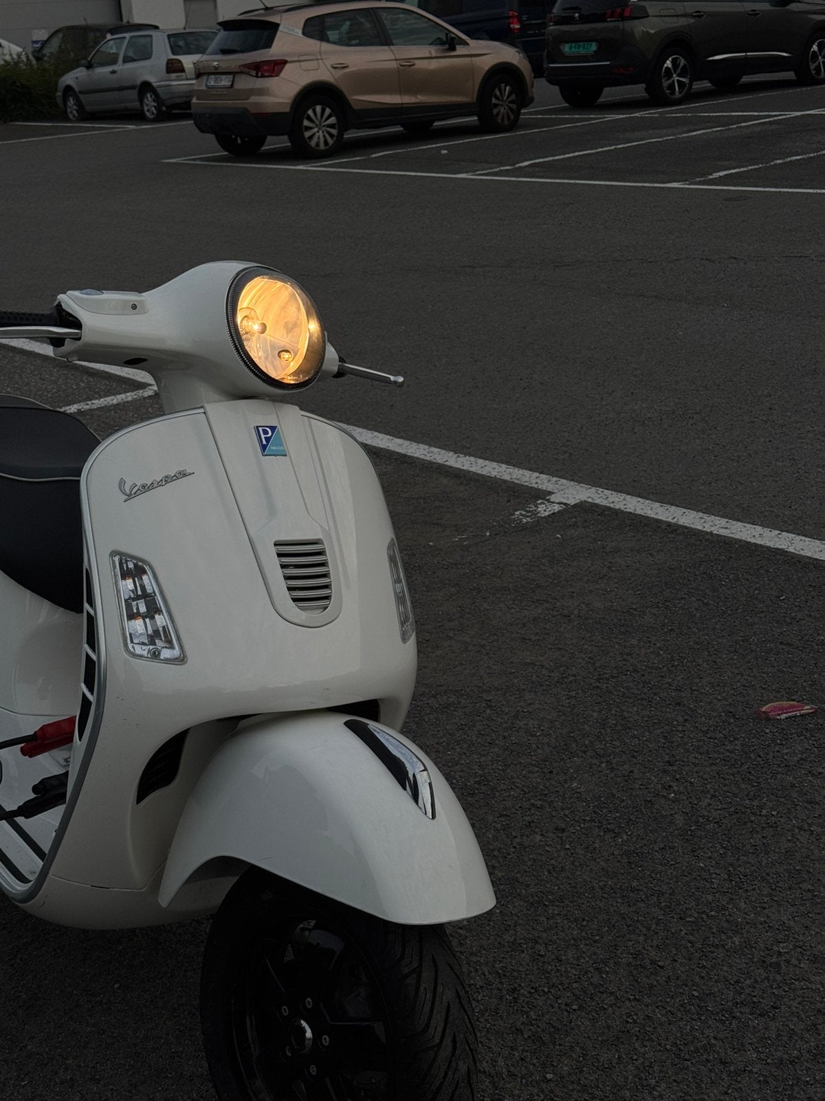 Vespa GTS 300 Super, Scooter, Sportuitlaat, Nieuw, Particulier