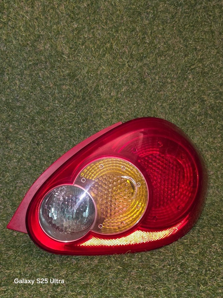 Rechter achterlichten TOYOTA Aygo 2005 tot 2009 origineel, Ophalen, Gebruikt, Toyota