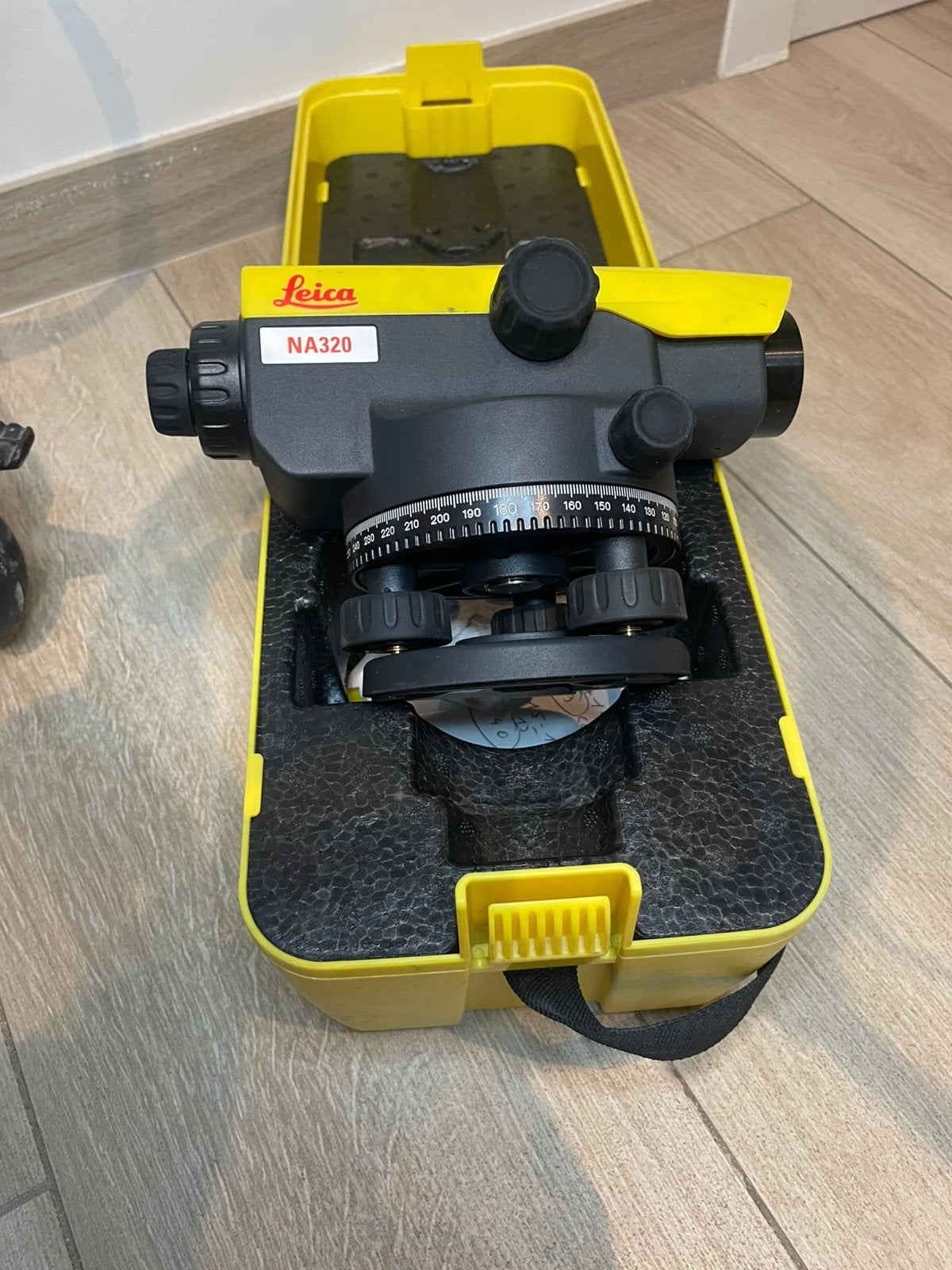 Niveau optique leica A320 complet, Ophalen, Zo goed als nieuw