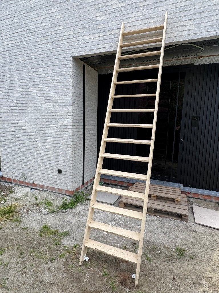 Werftrap, Doe-het-zelf en Bouw, Ladders en Trappen, Gebruikt, Trap, 2 tot 4 meter, Ophalen
