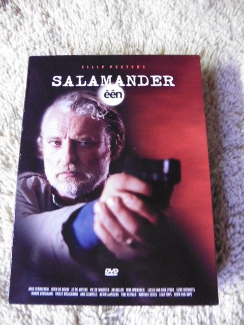 Salamander boxset (4dvd) Seizoen 1 compleet, Cd's en Dvd's, Dvd's | Nederlandstalig, Vanaf 12 jaar, Ophalen of Verzenden, Zo goed als nieuw