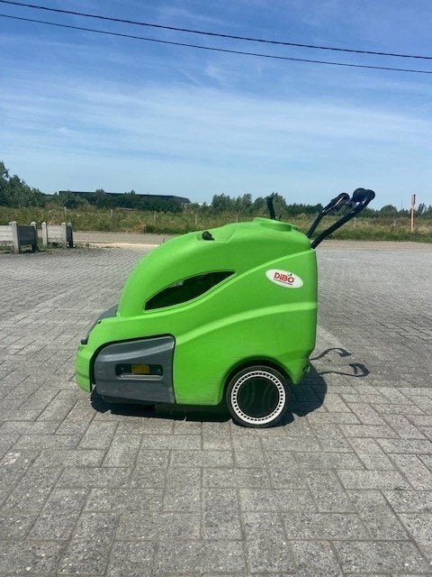 Balayeuse Dibo 512 E+CB avec batteries neuves, Enlèvement, Utilisé, Dibo
