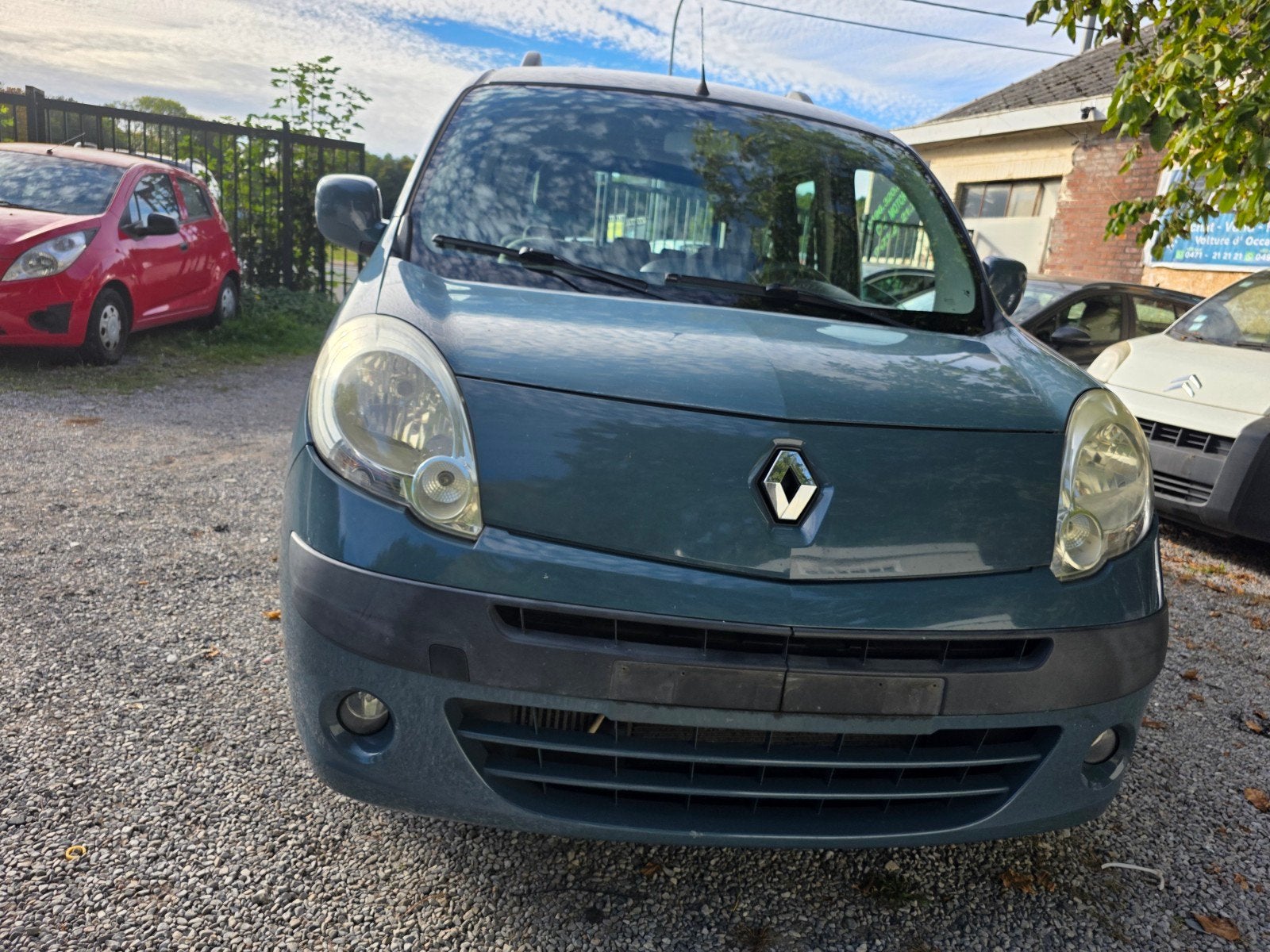 Renault kangoo 1.5 DCI 2010 5porte 178664km roule très bien, Autos, Achat, 63 kW, Entreprise, Boîte manuelle
