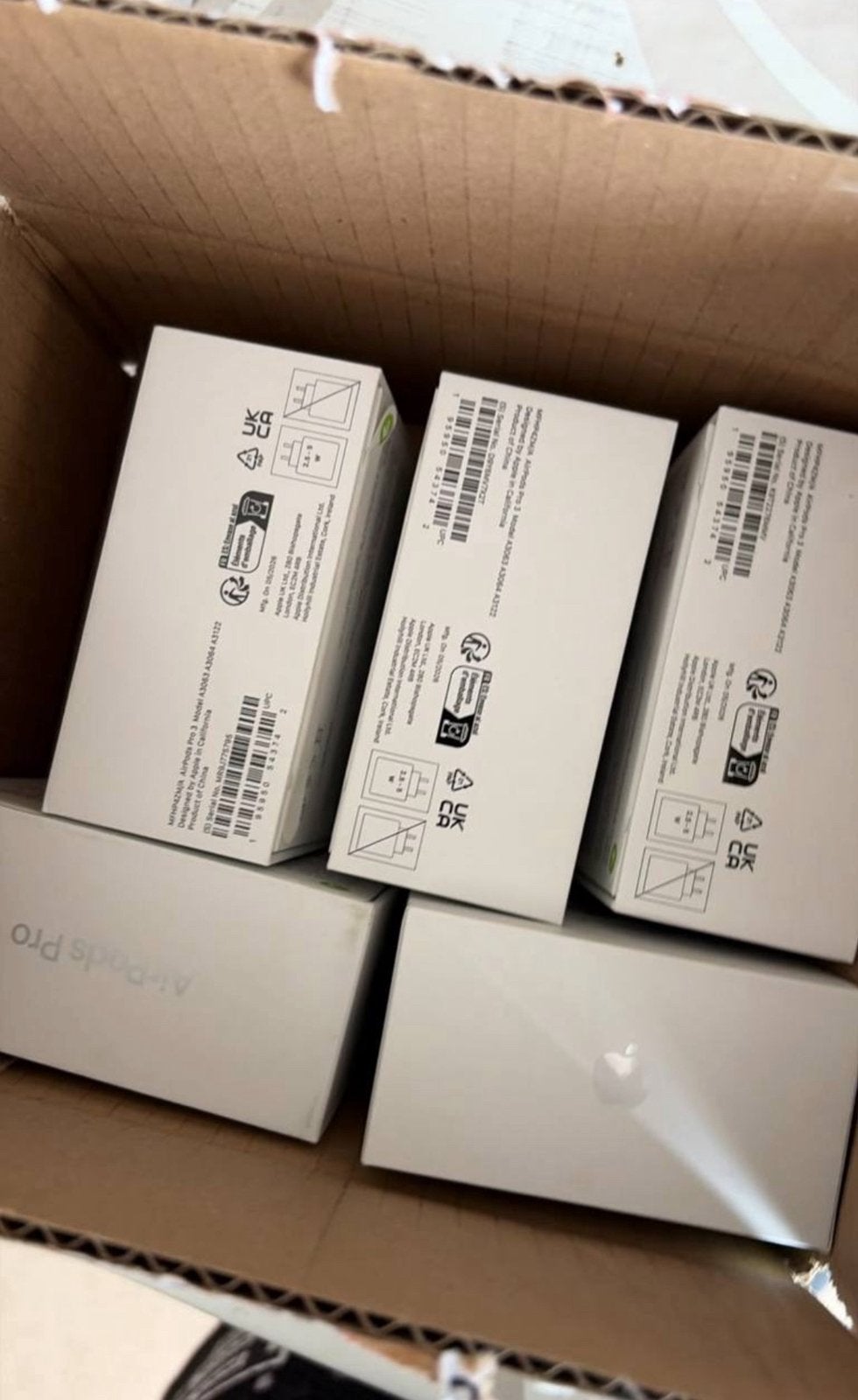 Lot 5 airpods pro 3 bon prix, Enlèvement ou Envoi, Comme neuf