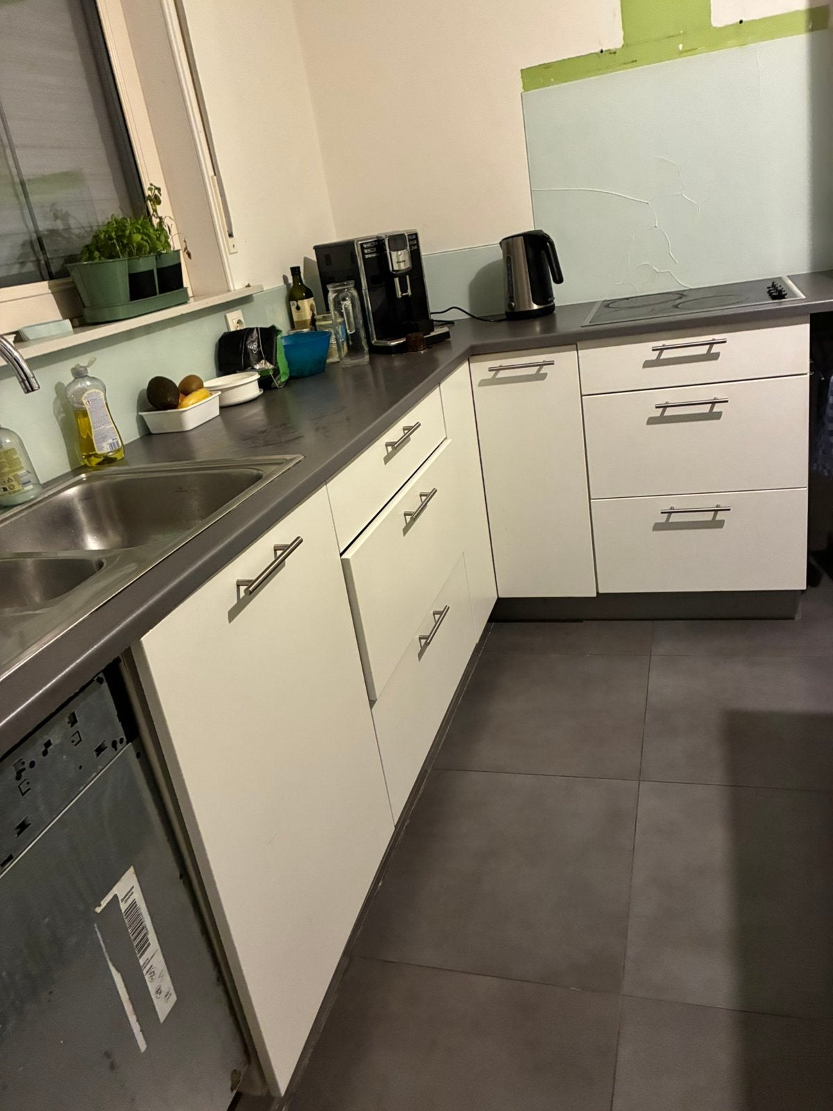 Witte mooie keuken te koop vanaf begin nov., Ophalen, Gebruikt, Wit, Hoekkeuken