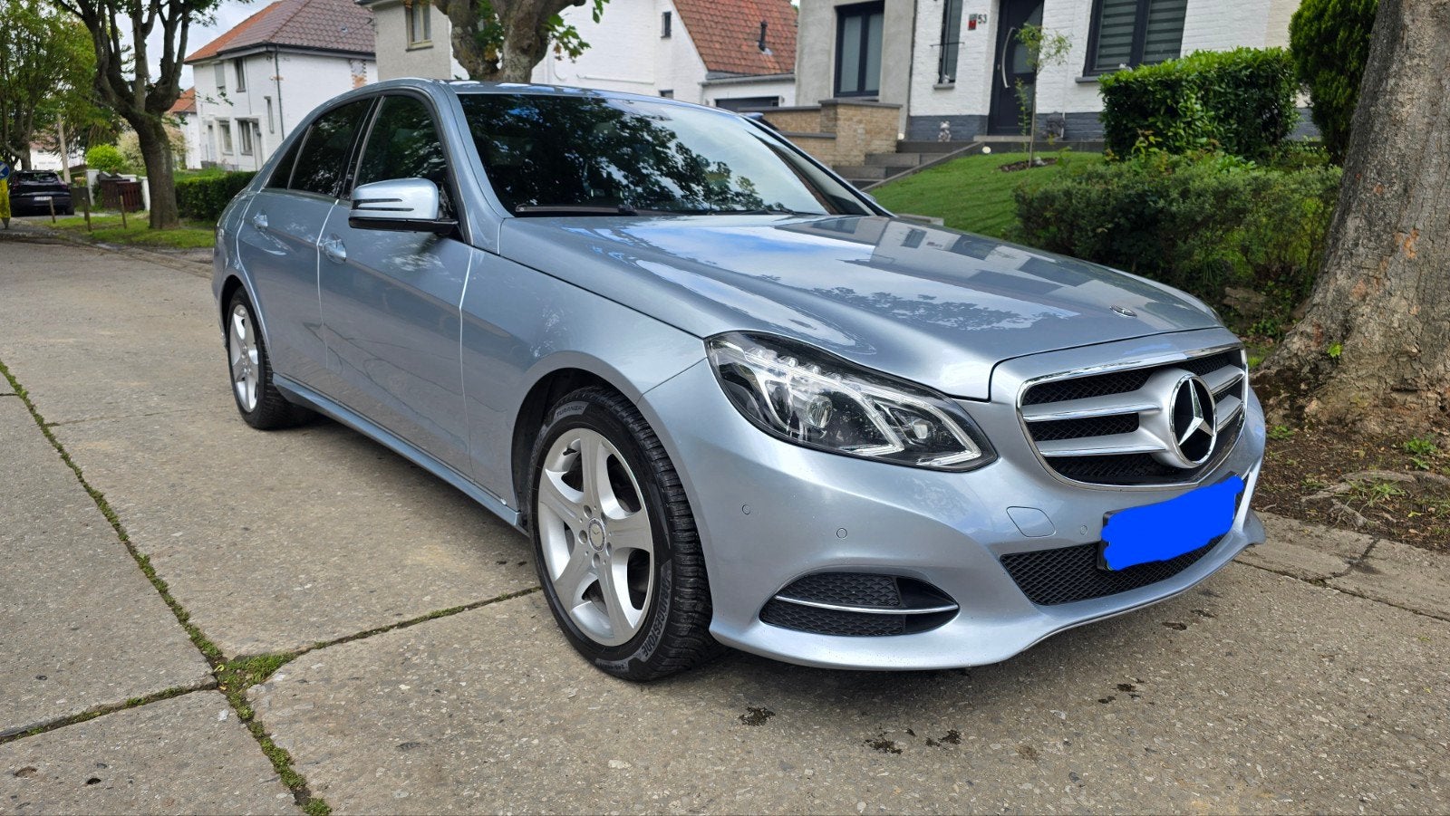 Mercedes E200 automatique FULL OPTION, Autos, Mercedes-Benz, Particulier, Classe E, ABS, Airbags, Air conditionné, Alarme, Climatisation automatique