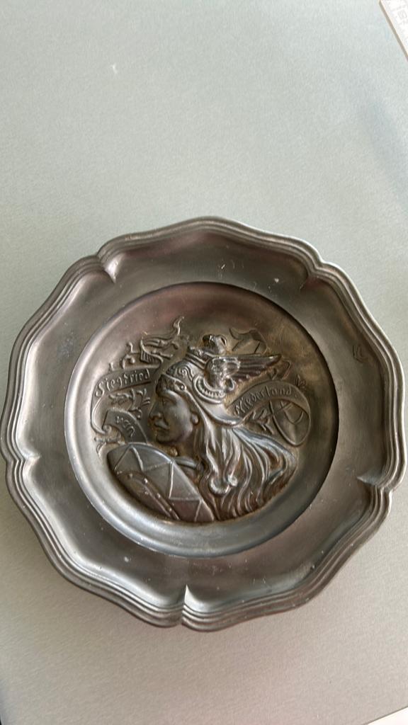 Assiette décorative en étain, Enlèvement ou Envoi