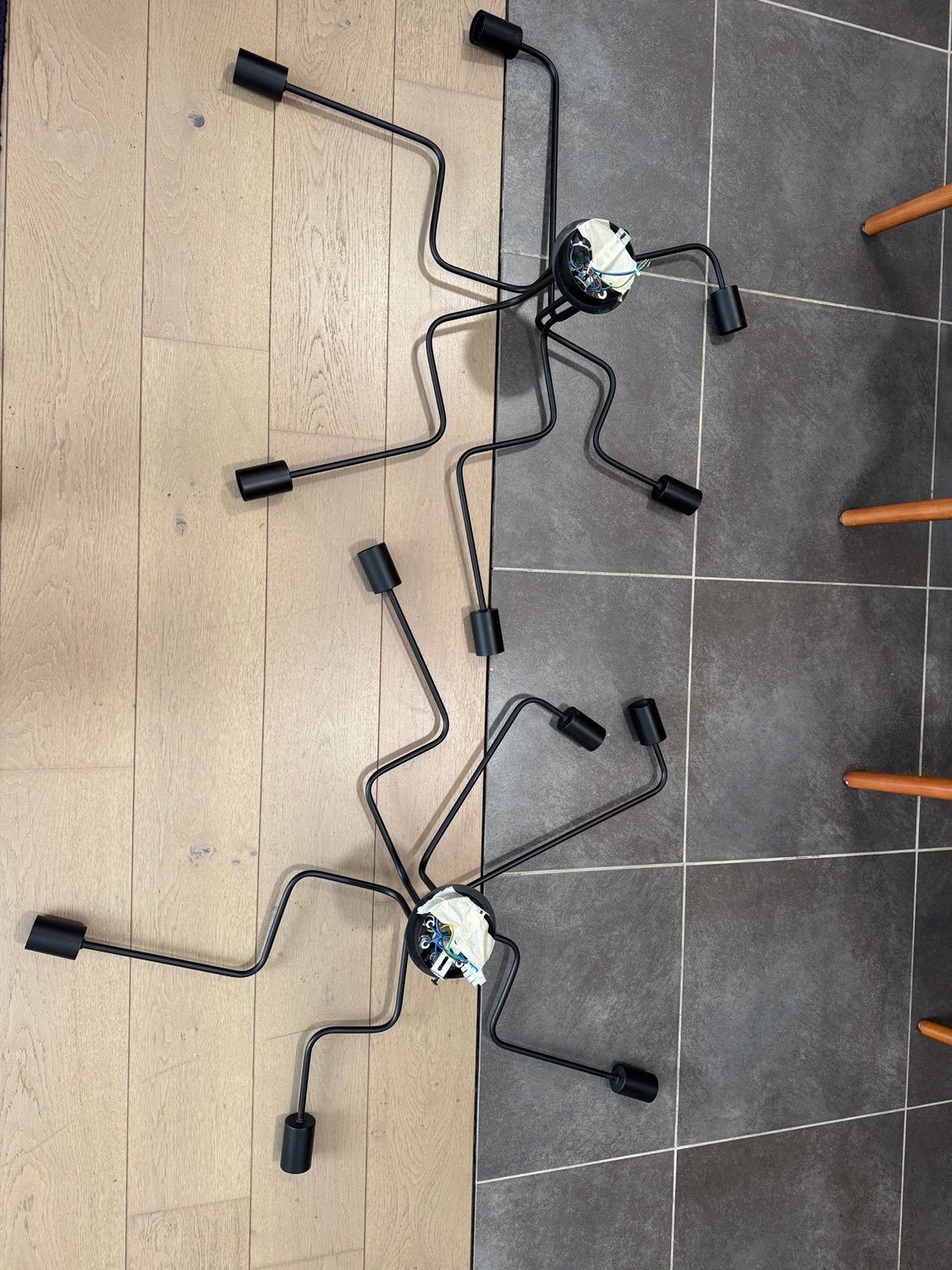 Twee moderne zwarte plafondlampen te koop, Motoren, Tuning en Styling, Ophalen