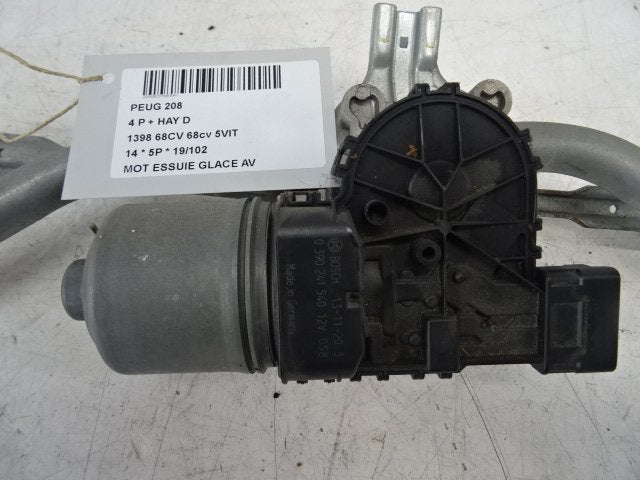 MOTEUR ESSUIE-GLACE AVANT Peugeot 208 I (CA / CC / CK / CL), Utilisé, Peugeot