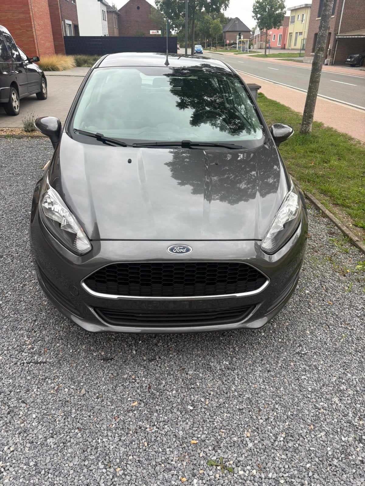 Zeer proper Ford fiesta 1ste eigenaar 79000km 2017 1.2benzin, Achat, Euro 6, Noir, 5 places
