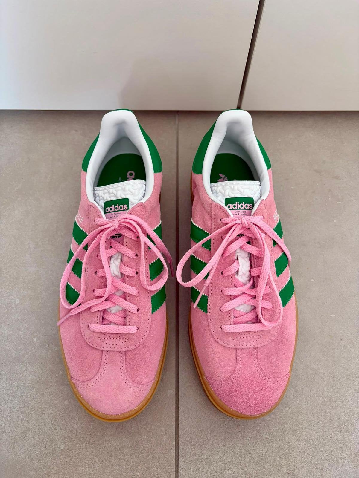Adidas Gazelle Bold rose/vert, Neuf, Enlèvement ou Envoi, Rose, Sneakers et Baskets