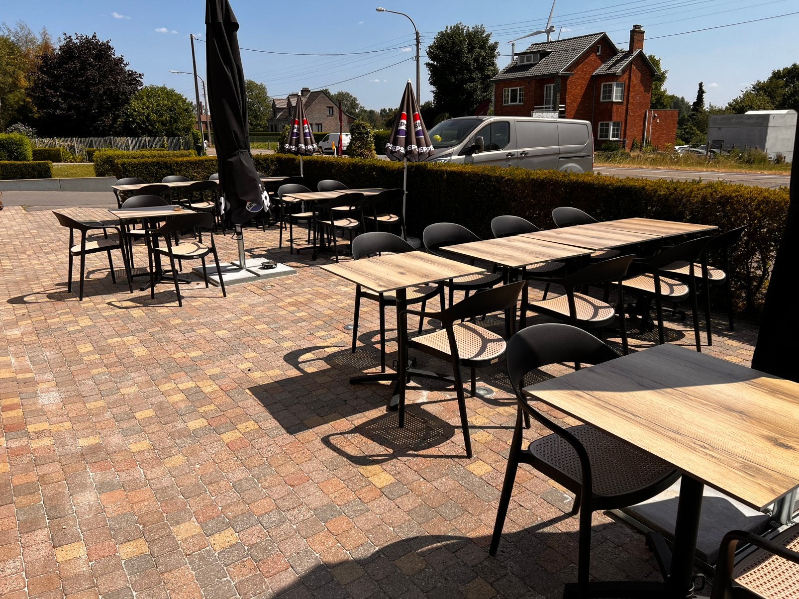 ensemble de terrasse d'accueil moderne (20 tables+40 chaises, Immo, Appartements & Studios à louer, Province de Limbourg