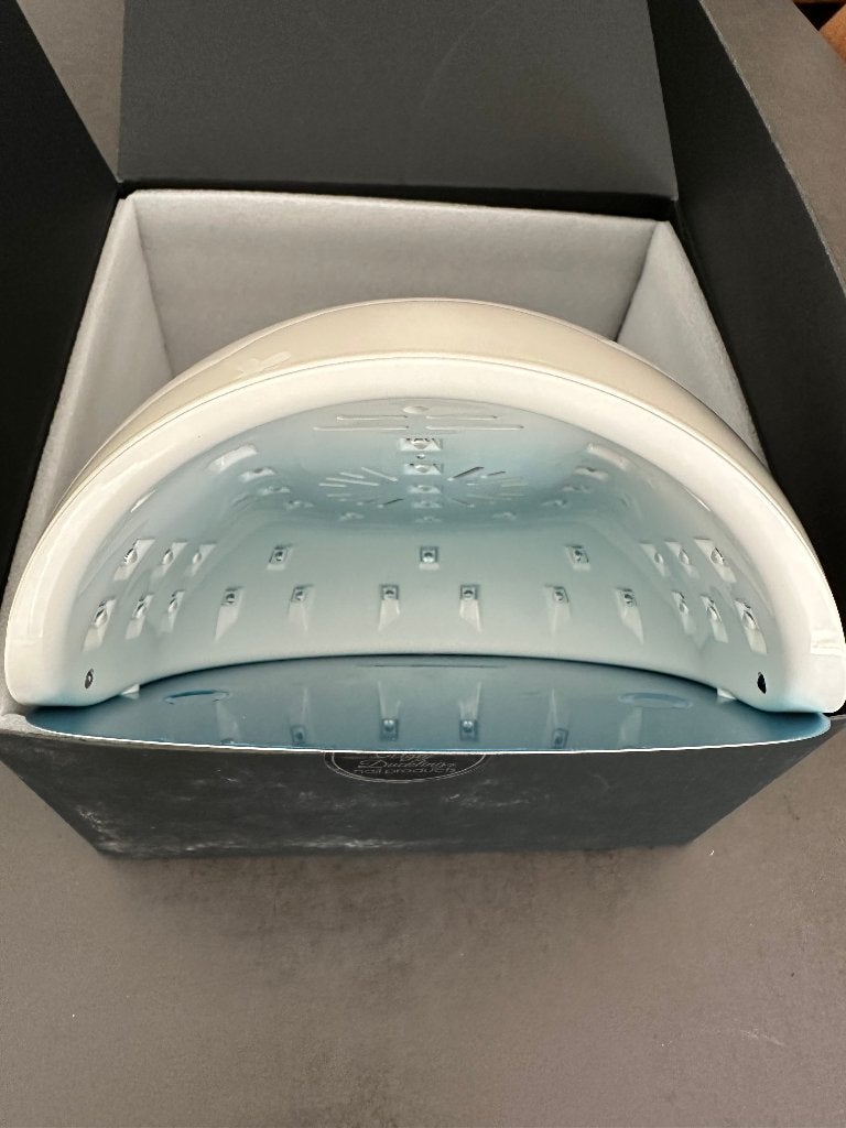 Lampe à ongles LED professionnelle - Neuve, jamais utilisée, Neuf, Enlèvement ou Envoi, Mains et Ongles, Accessoires