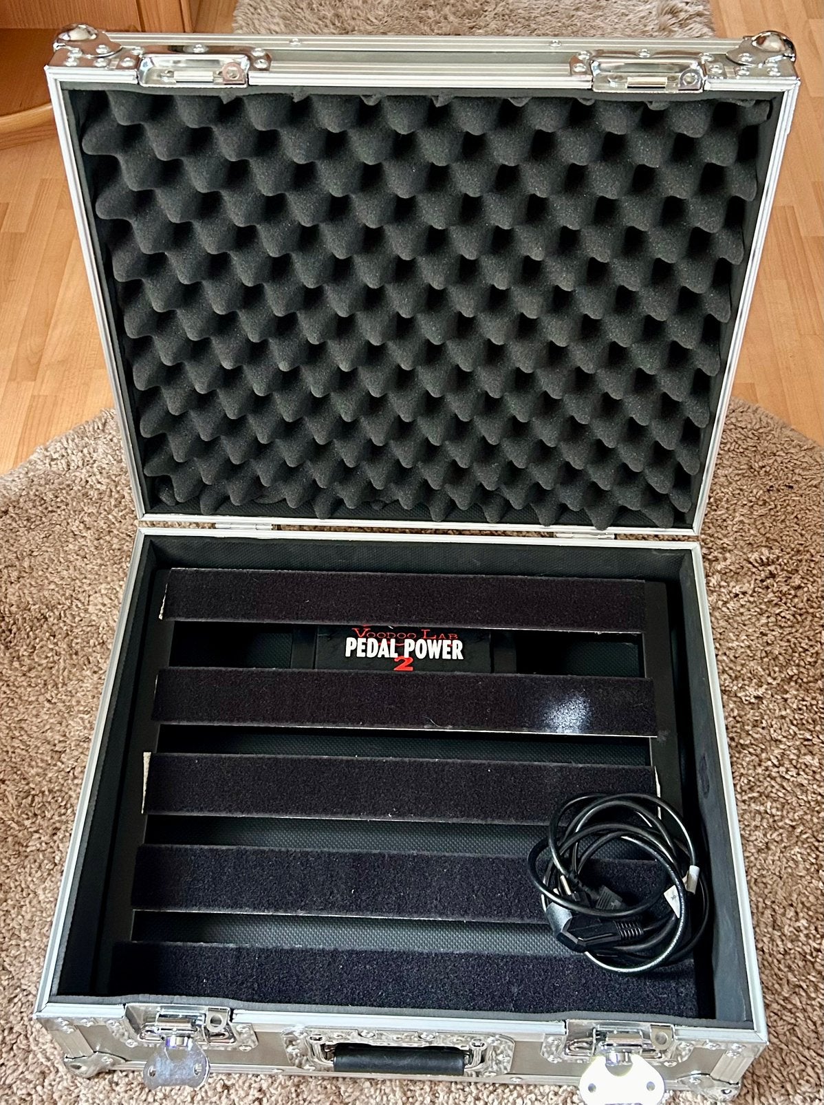 Pedaltrain nova18,koffer pedaltrain,en voodoo lab pedal., Muziek en Instrumenten, Behuizingen en Koffers, Ophalen, Zo goed als nieuw