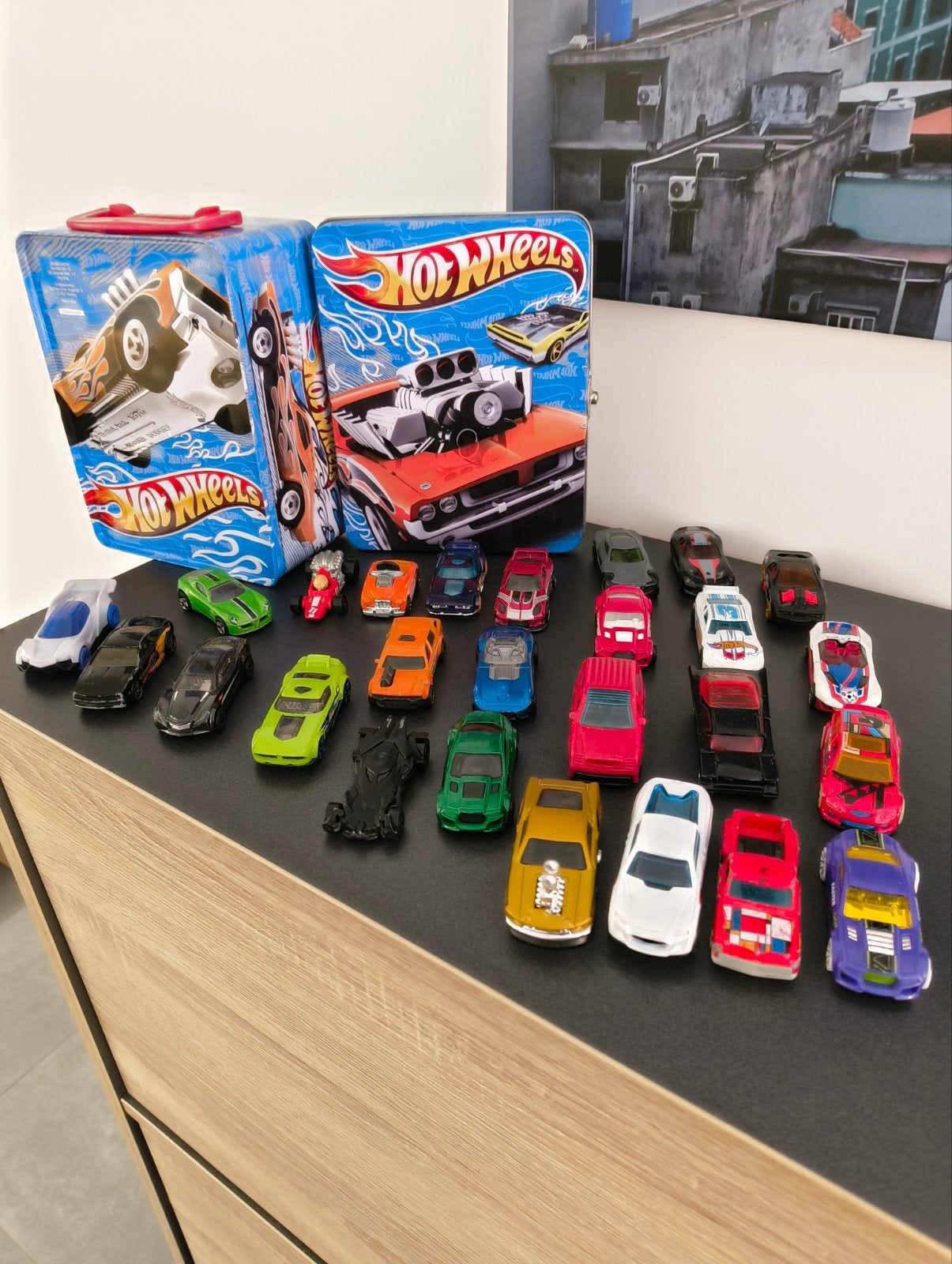 Grote Hot Wheels Set – 1 Metalen Opbergkoffer + 26 Auto's, Ophalen of Verzenden, Auto