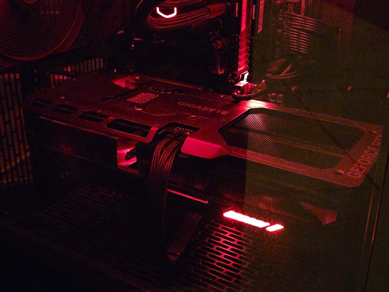 NVIDIA RTX 5080 Gigabyte Gaming OC 16 Gb, Informatique & Logiciels, Enlèvement ou Envoi, Comme neuf, Nvidia, HDMI