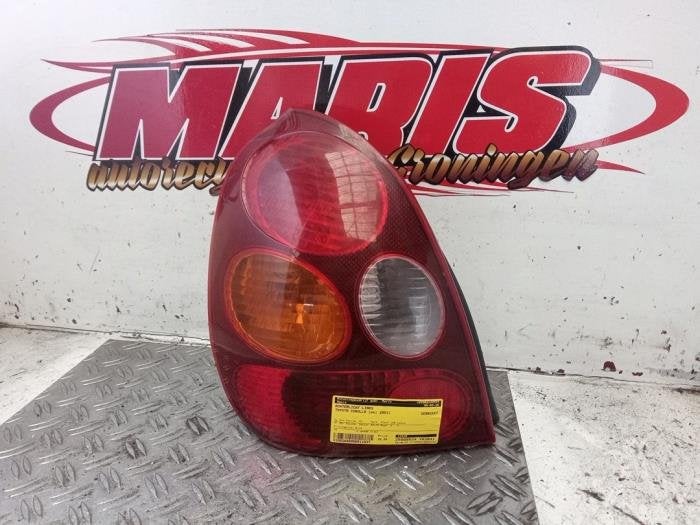 Feu arrière gauche d'un Toyota Corolla, -, -, 3 mois de garantie, Toyota