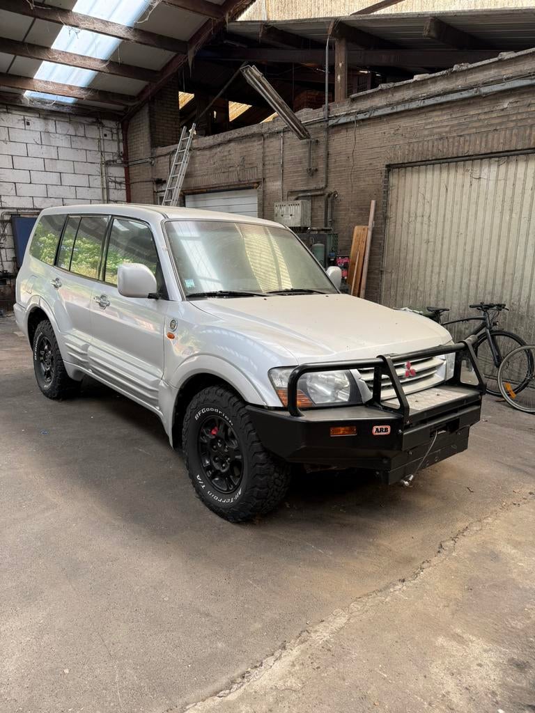 Mitsubishi Pajero, Autos, Mitsubishi, Cuir, Argent ou Gris, Achat, 2 places