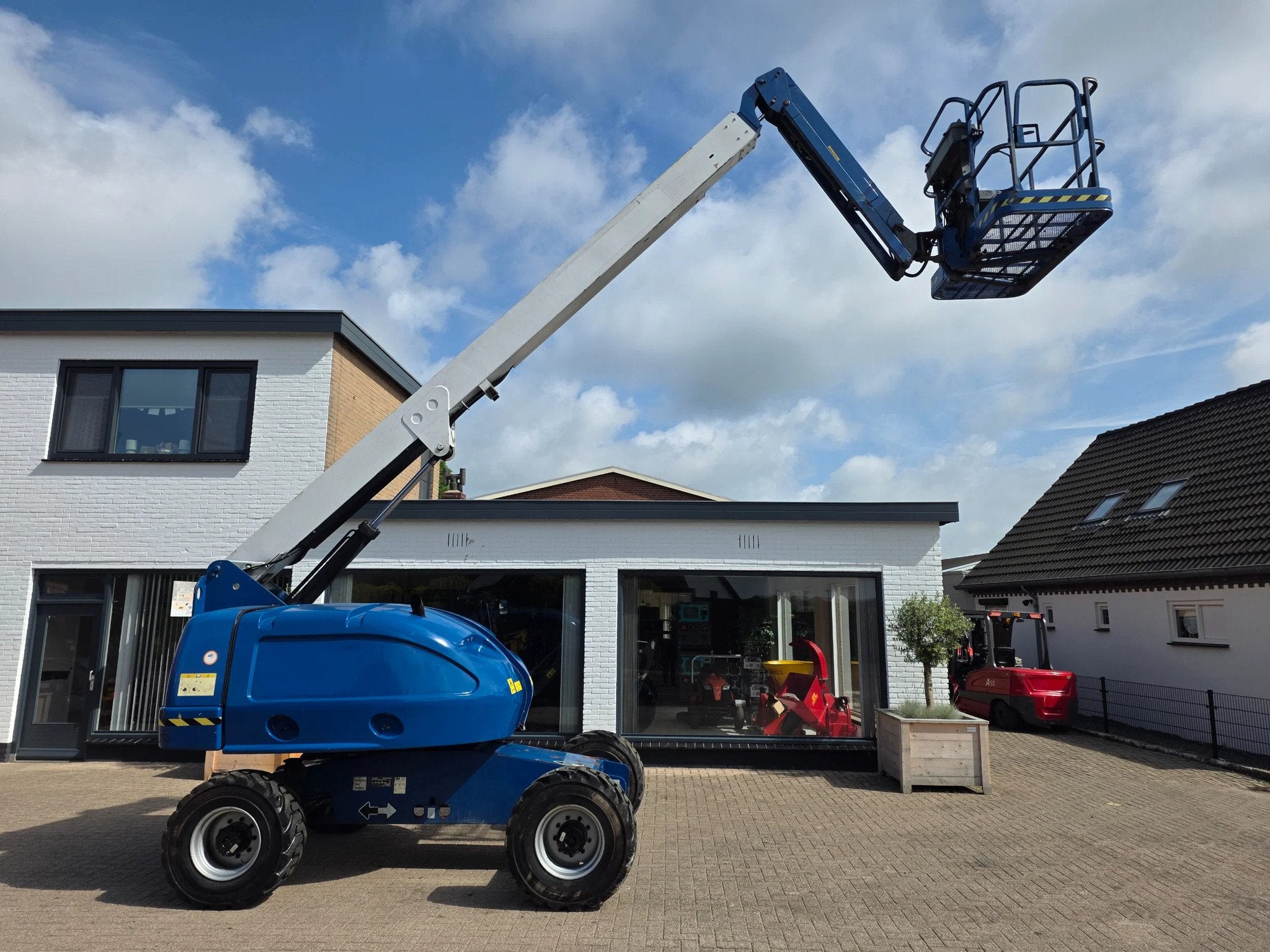JLG Telescoophoogwerker met jib 460 sj, Articles professionnels, Machines & Construction | Ascenseurs, Échafaudages & Échelles