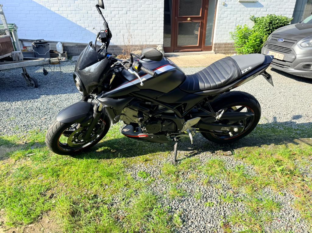 Suzuki sv 650 sport edition met weinig km bj 2018, Motoren, Motoren | Suzuki, Particulier