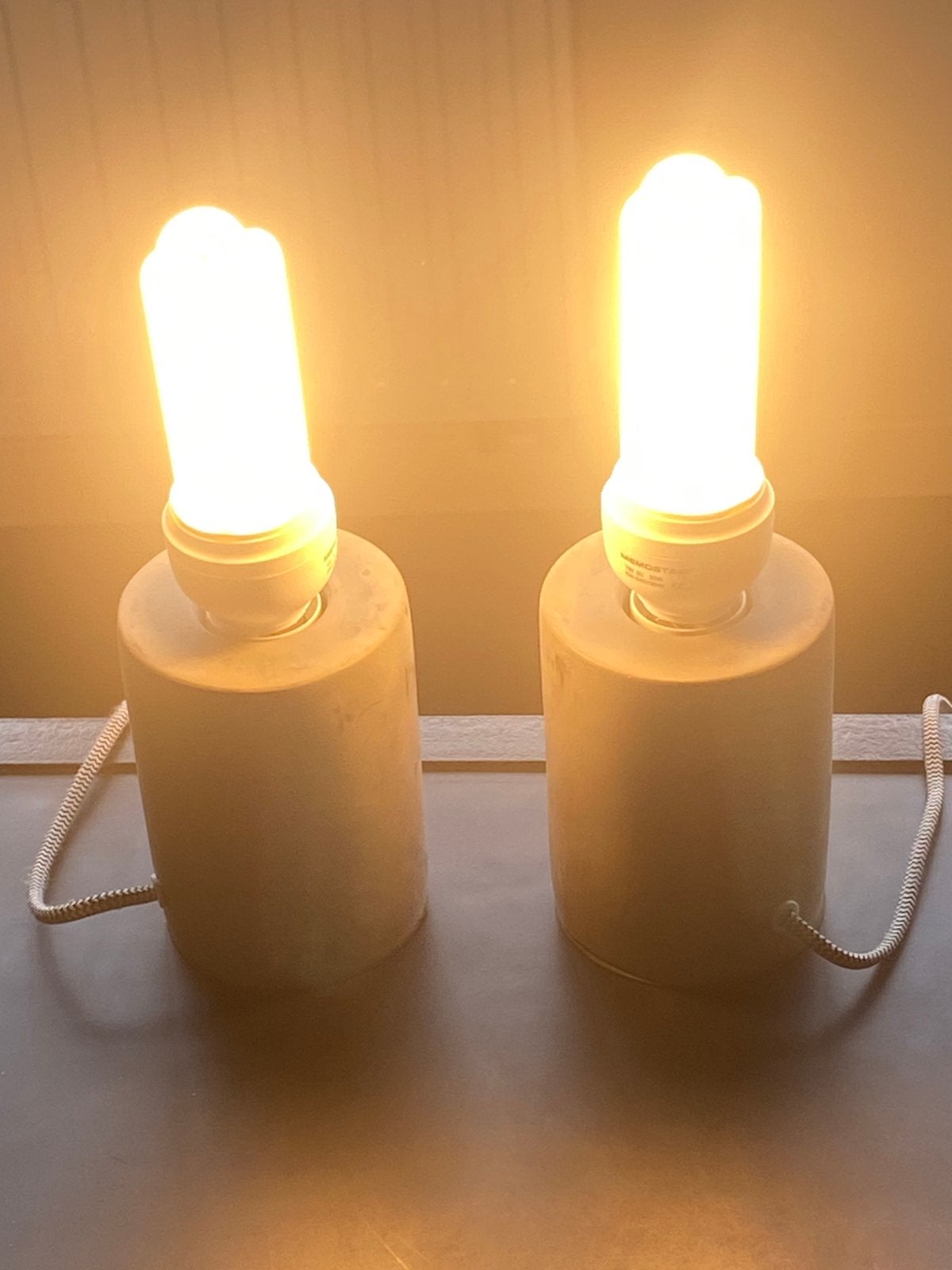 Set de 2 lampes de table Charis identiques - Quantum - gris, Industriel, 13 cm, Synthétique, Autres marques