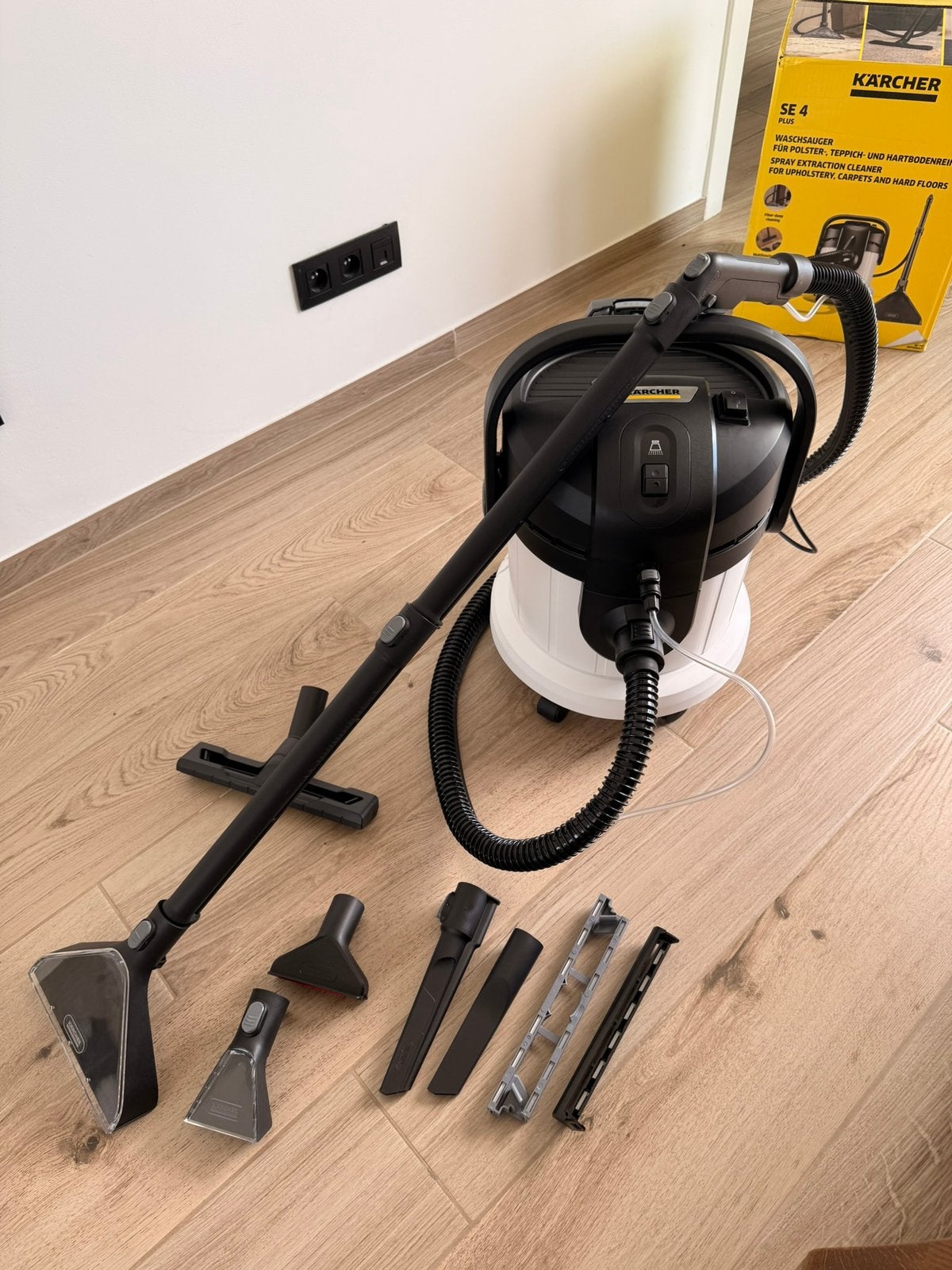 Louer shampuoinneuse, Enlèvement, Comme neuf, Aspirateur d'eau