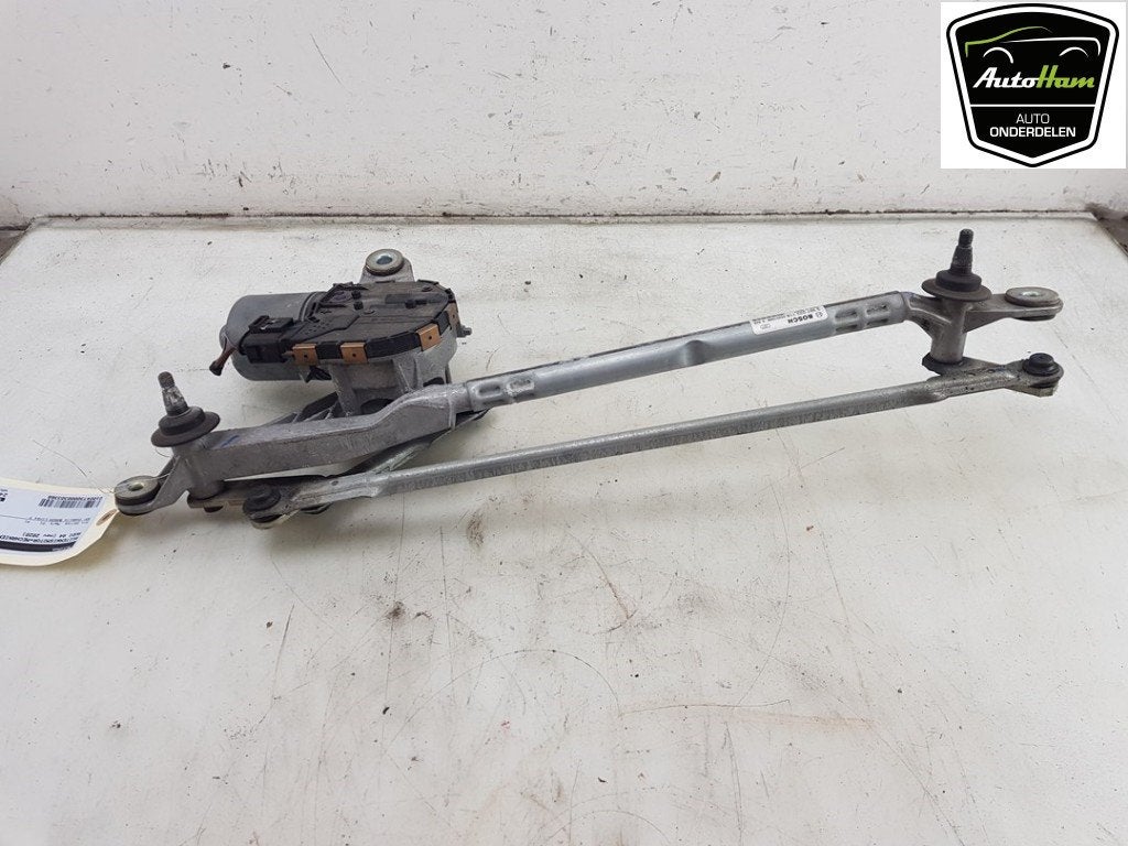 MOTEUR + TRINGLERIE ESSUIE GLACE AVANT Audi A4 Avant (B9), Autos : Pièces & Accessoires, Robert Bosch AG, Audi, Utilisé, Robert-Bosch-Allee 1
74232  Abstatt, DE
