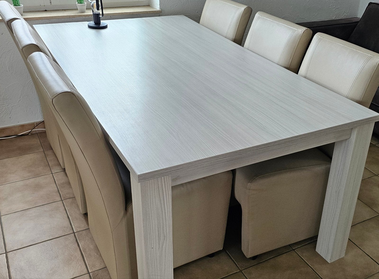 Grote tafel met 6 stoelen, Ophalen