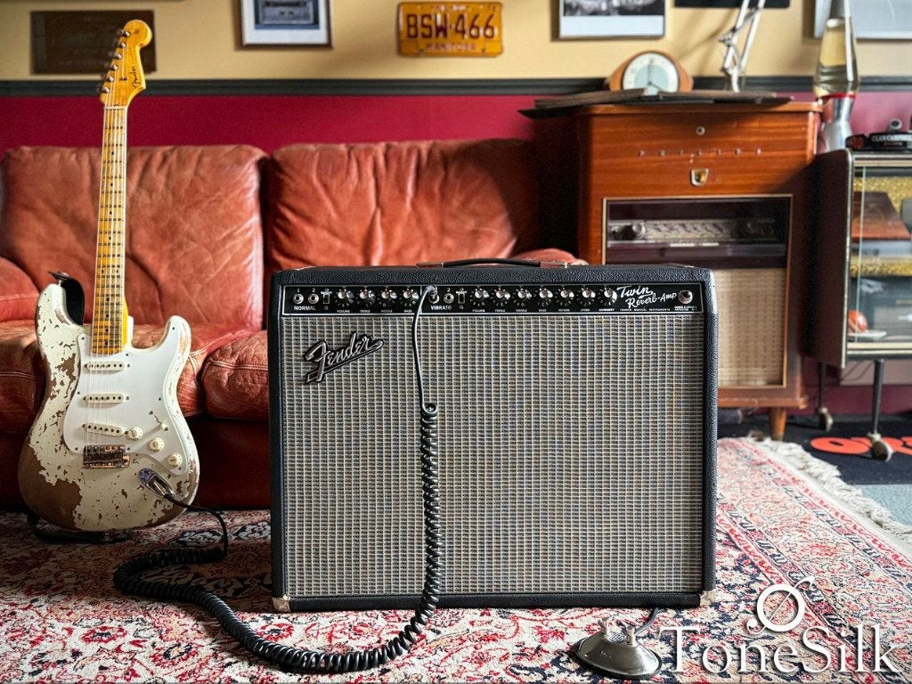 Fender Twin Reverb Reissue 65 - 100% retubé, Enlèvement, Comme neuf, Guitare, 100 watts ou plus