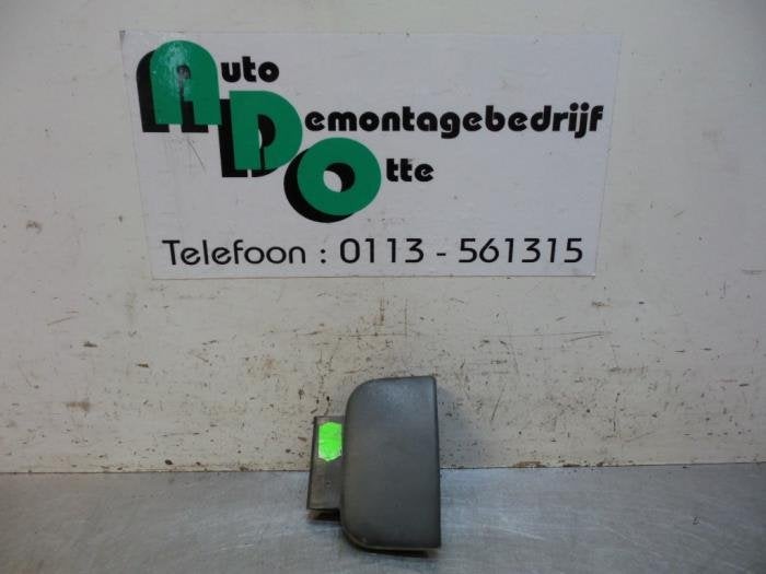 Poignée portière 2portes gauche d'un Peugeot Partner (Part, -, Utilisé, -, Peugeot
