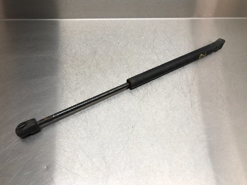 VERIN A GAZ AVANT DROIT Nissan Maxima QX (CA33), Utilisé, Nissan