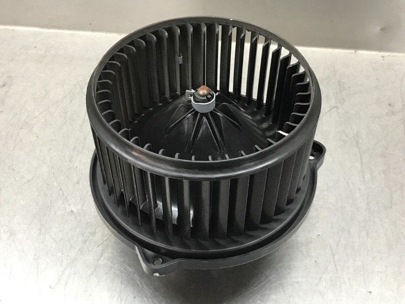 KACHEL VENTILATORMOTOR Hyundai i40 CW (VFC) (|B308830510|), Gebruikt, Dhr. M. Roggen, Marinus@Japoto.nl, Stadsweg 37 37
9917 PV  WIRDUM GR., NL