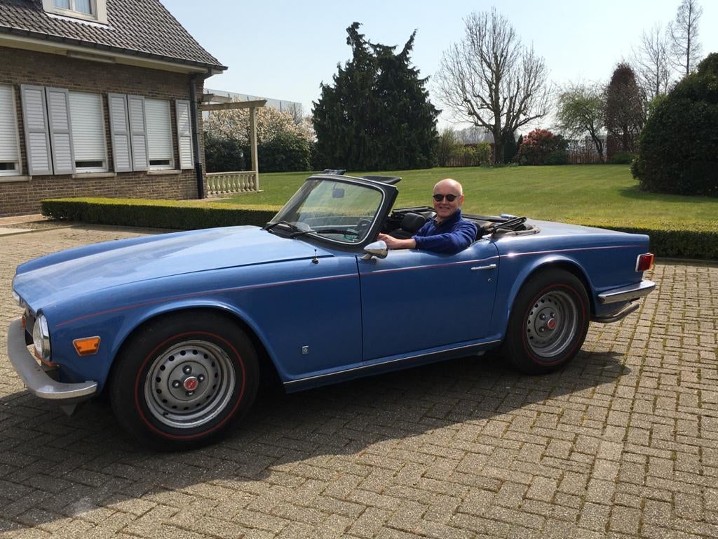 TRIUMPH TR6, Auto's, Oldtimers, 2500 cc, Achterwielaandrijving, Zwart, Cabriolet