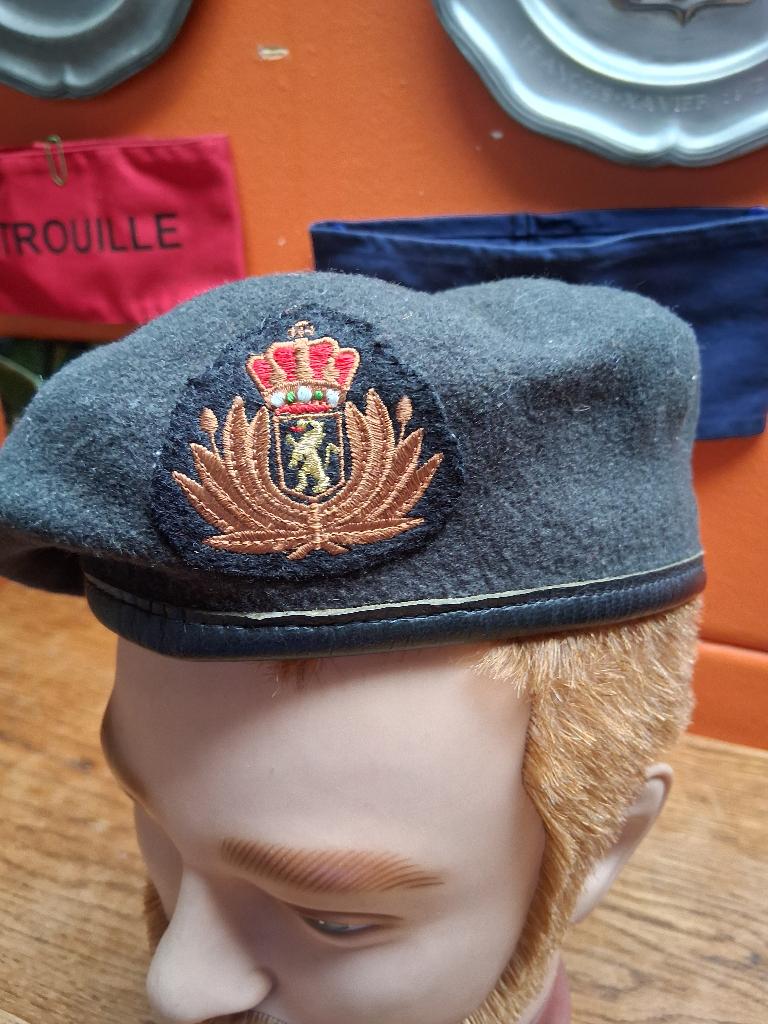 Service médical belge, Enlèvement ou Envoi, Armée de terre, Casque ou Béret