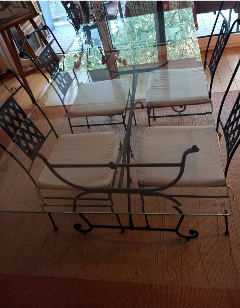 Table en fer forgé et verre, 150 à 200 cm, Cinq personnes ou plus, Verre, Enlèvement