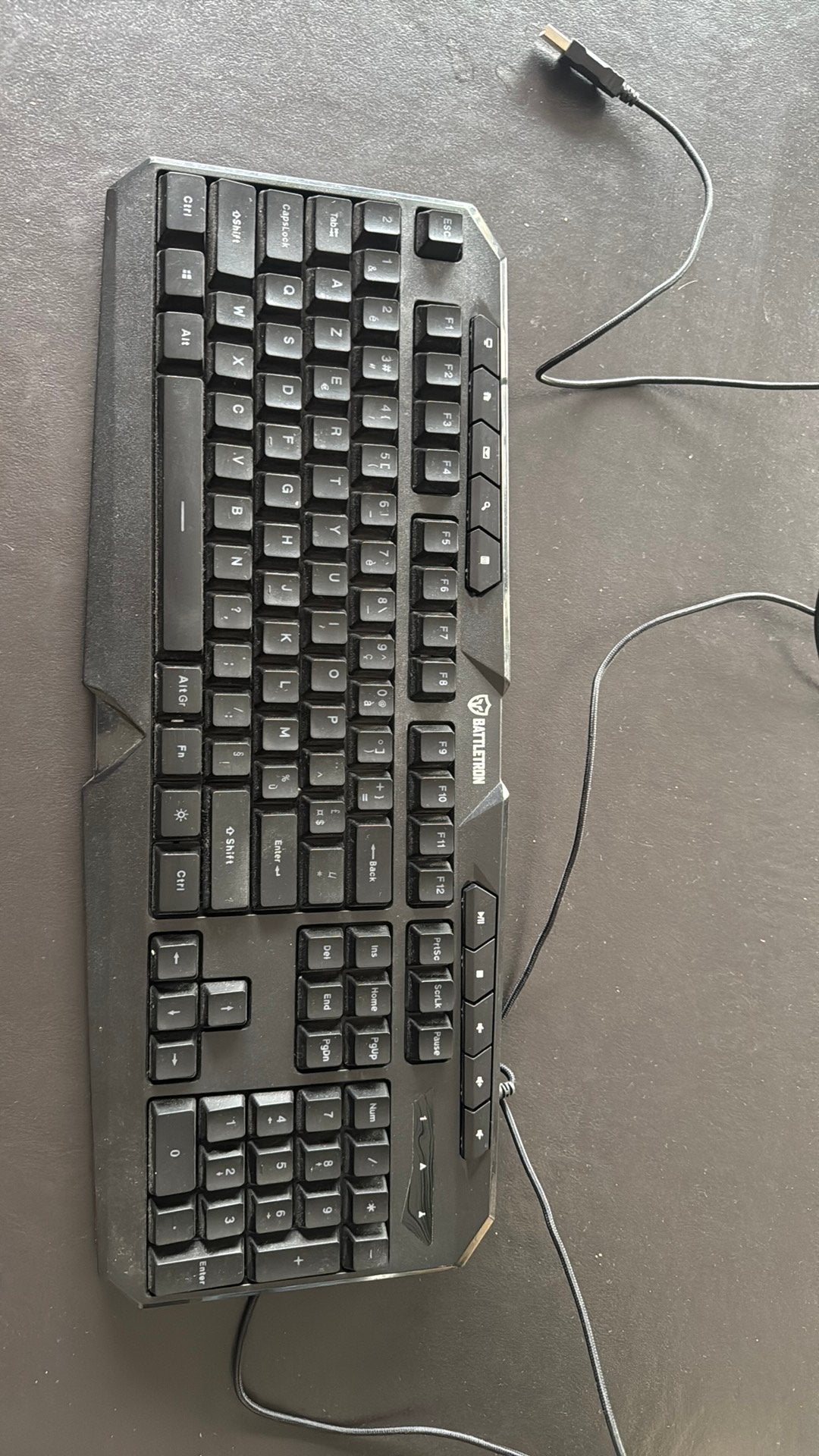 Gamibg toetsenbord, Computers en Software, Ophalen, Azerty, Zo goed als nieuw