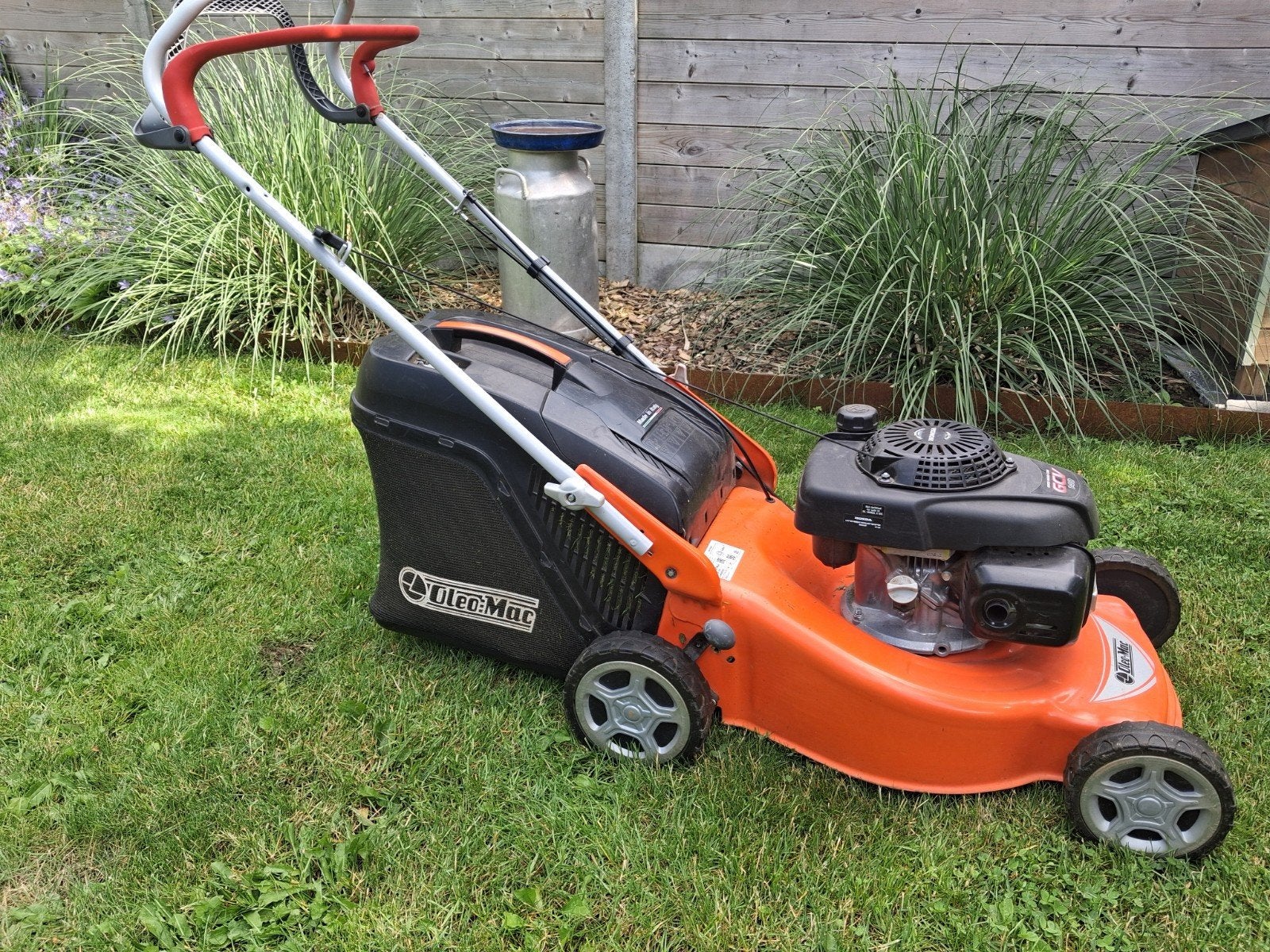 Grasmaaier Honda, Ophalen